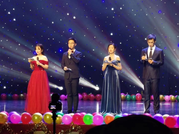 微电子学院2022元旦晚会落幕